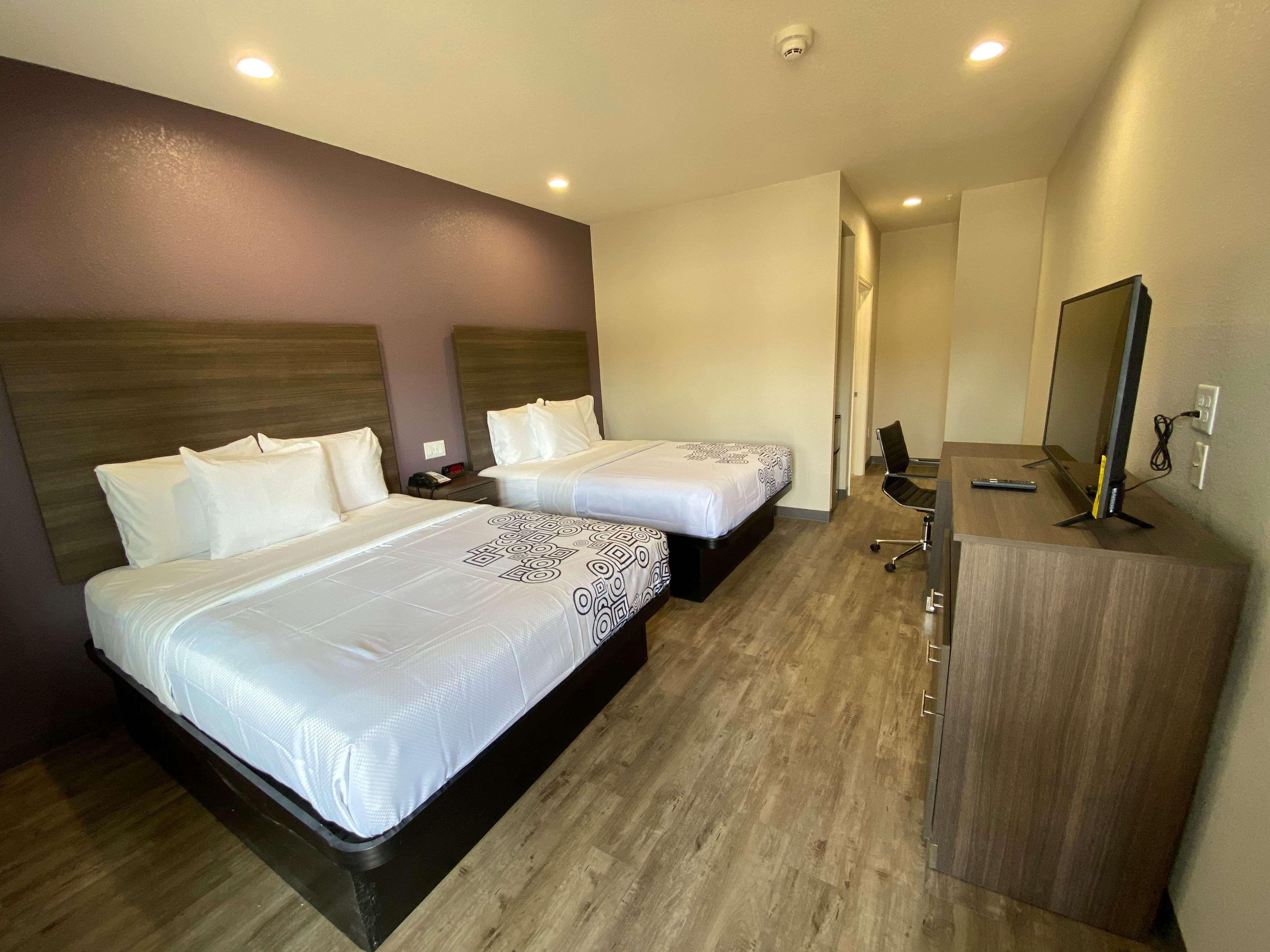 Surestay Plus Hotel By Best Western Ada Екстер'єр фото